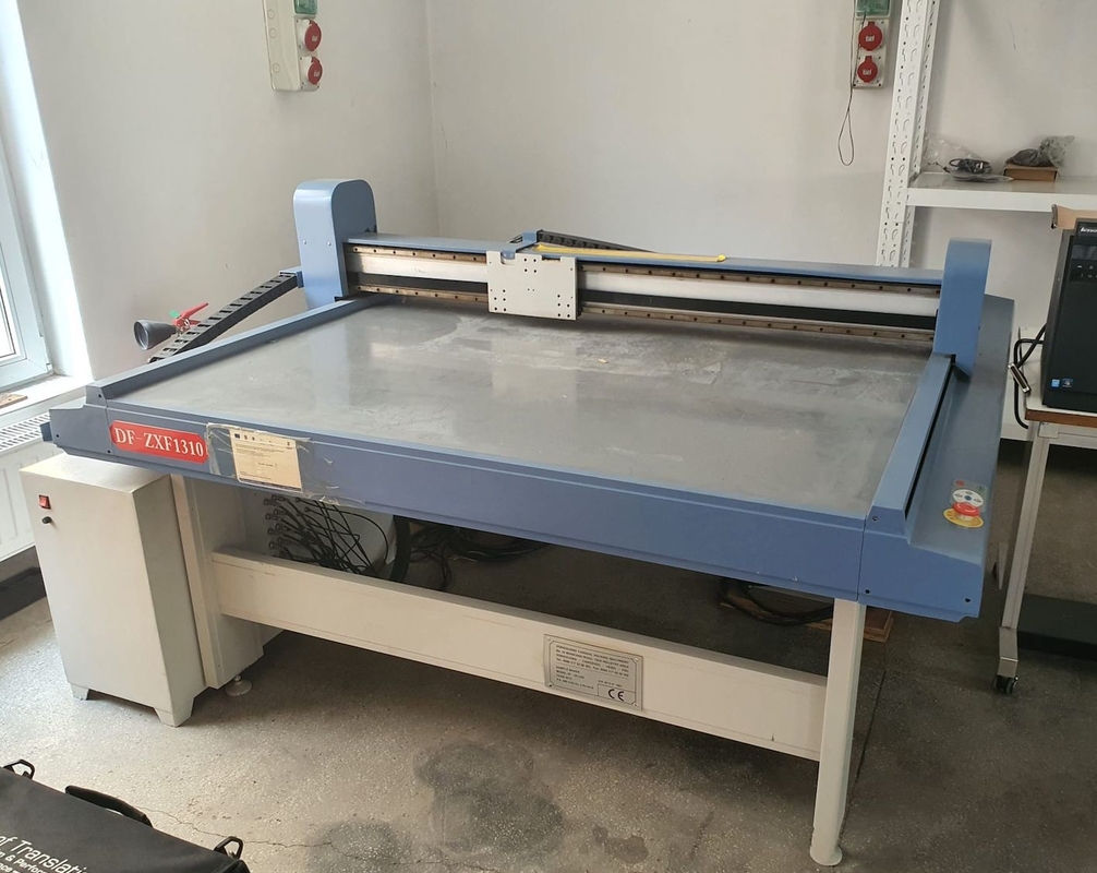 semi automatic Corrugated Box Sample Maker Cutting Machine